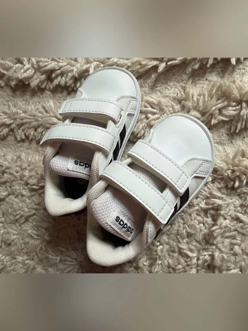adidas Toddler 4K White Black Velcro Sneakers Kids Shoes